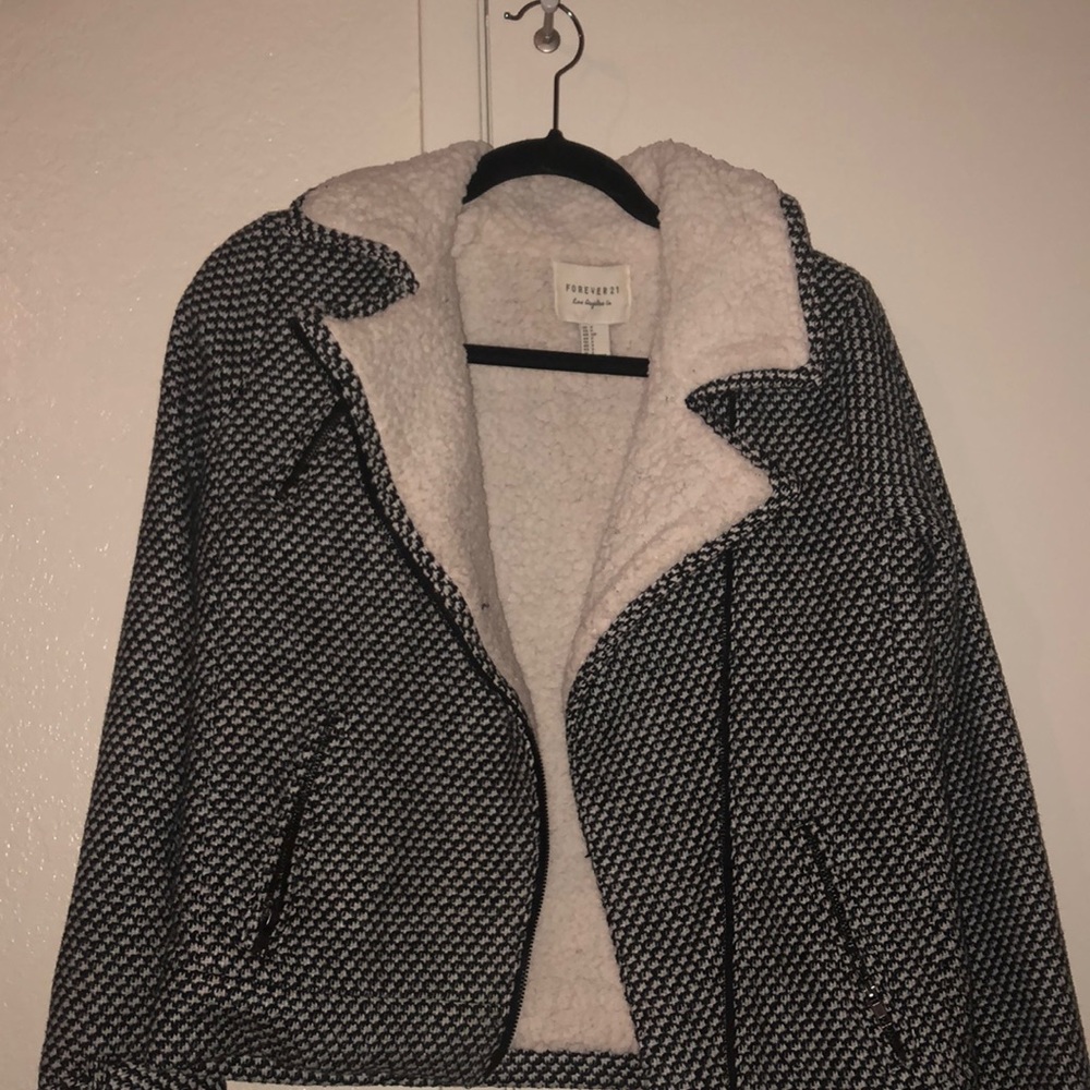 Black and white printed fuzzy warm blazer